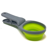 Futterschaufel inkl. Beutelclip grün grau