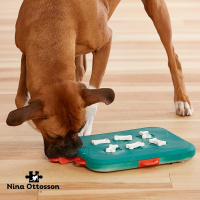 Nina Ottosson Dog Casino Intelligenzspielzeug LEVEL 3