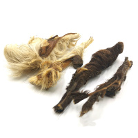Lammkopfhaut mit Fell für Hunde 1000g