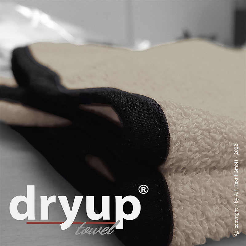 DryUp Towel großes Handtuch aus Baumwolle in sand beige