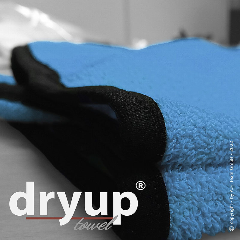 DryUp Towel großes Handtuch aus Baumwolle in cyan türkisblau