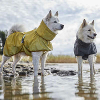 Hurtta Mudventure Reflective Coat reflektierender Regenmantel 60