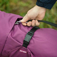 Pomppa Kevyt gefütterter Regenmantel mit Geschirröffnung NEUE Ausführung Forest 40