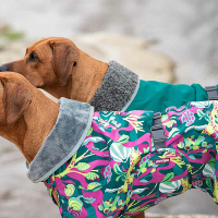 Pomppa Kevyt gefütterter Regenmantel mit Geschirröffnung NEUE Ausführung Forest 52