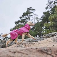 Hurtta Regenmantel Monsoon Coat 2 Hundemantel ECO Ruby-Pink 45