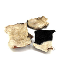 Rinderkopfhaut Platten mit Fell schonend getrocknet