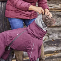 Hurtta Extreme Overall Wintermantel mit Beinen eggplant lila 50M